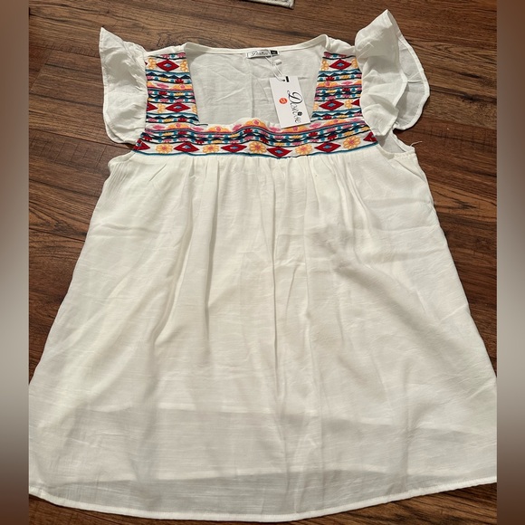 Fiesta Blouse - Picture 1 of 4